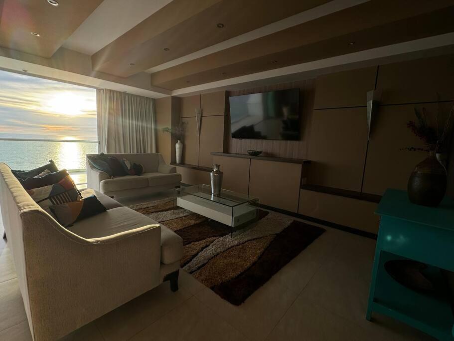 Departamento De Lujo Vista Al Mar Piso 15 Appartement Mazatlán Buitenkant foto