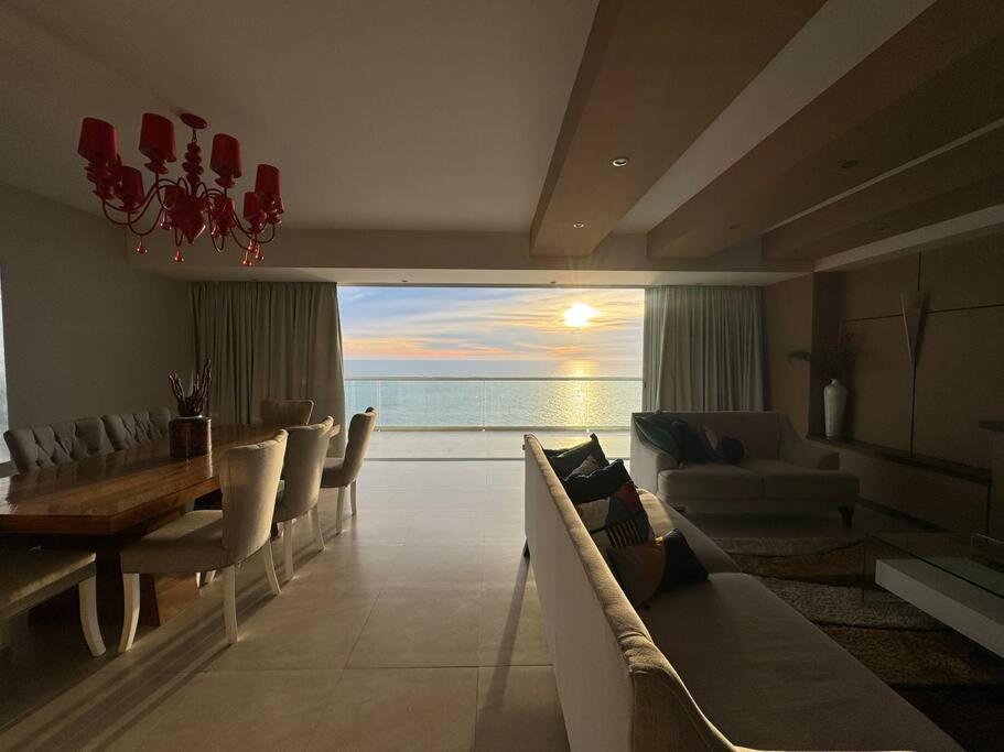 Departamento De Lujo Vista Al Mar Piso 15 Appartement Mazatlán Buitenkant foto